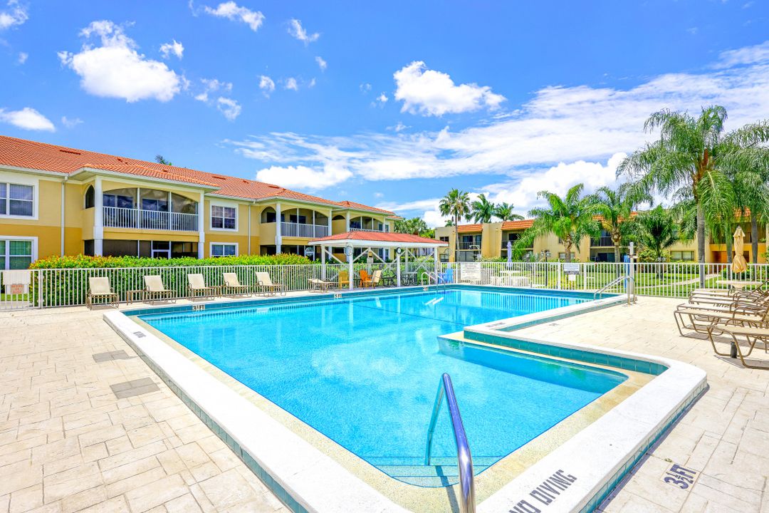 12515 McGregor Blvd #109, Fort Myers, FL 33919