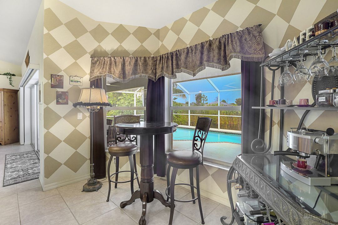 4176 NE 9th Pl, Cape Coral, FL 33909