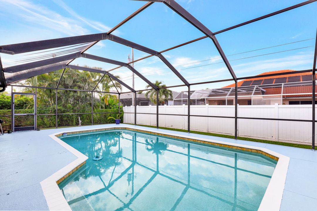 1905 SW 51st Terrace, Cape Coral, FL 33914