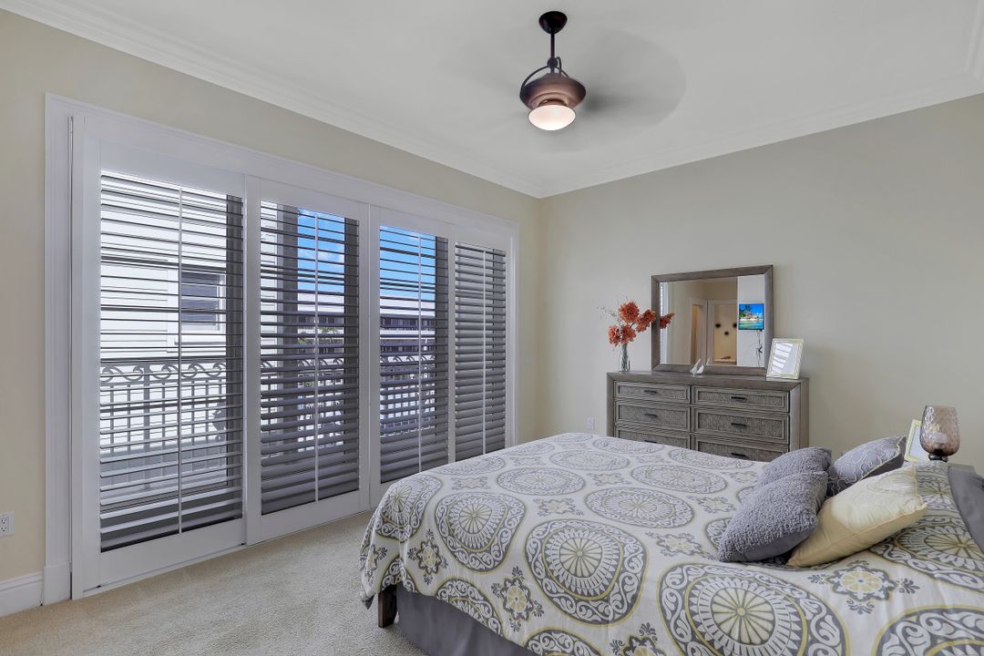 1001 10th Ave S #F3, Naples, FL 34102