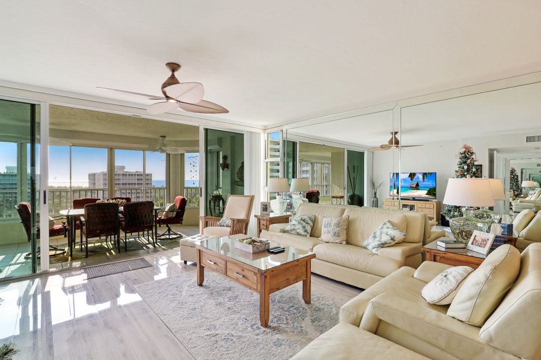 21 Bluebill Ave #603, Naples, FL 34108