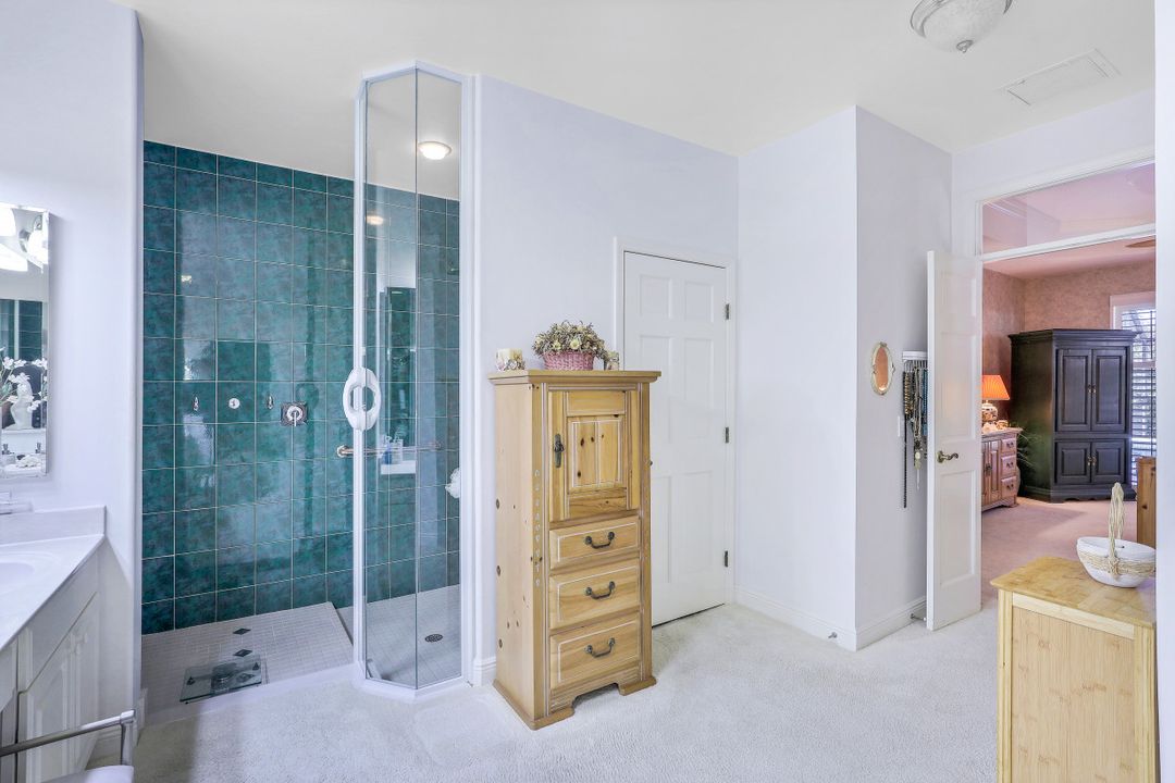 28384 Sombrero Dr, Bonita Springs, FL 34135