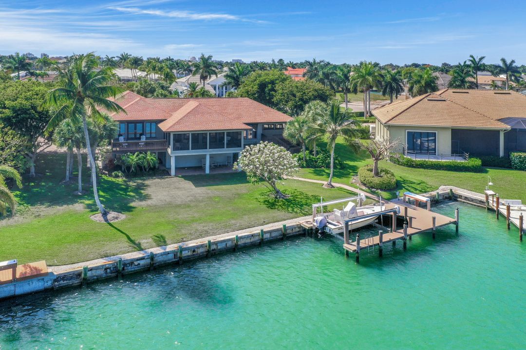 1011 Pettit Ct, Marco Island, FL 34145