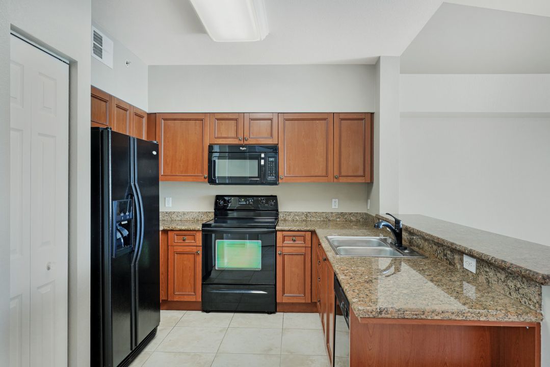 20131 Estero Gardens Cir #206, Estero, FL 33928