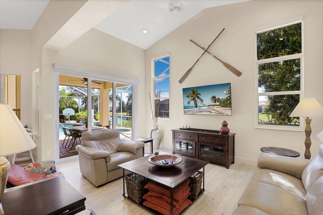 264 Rockhill Ct, Marco Island, FL 34145