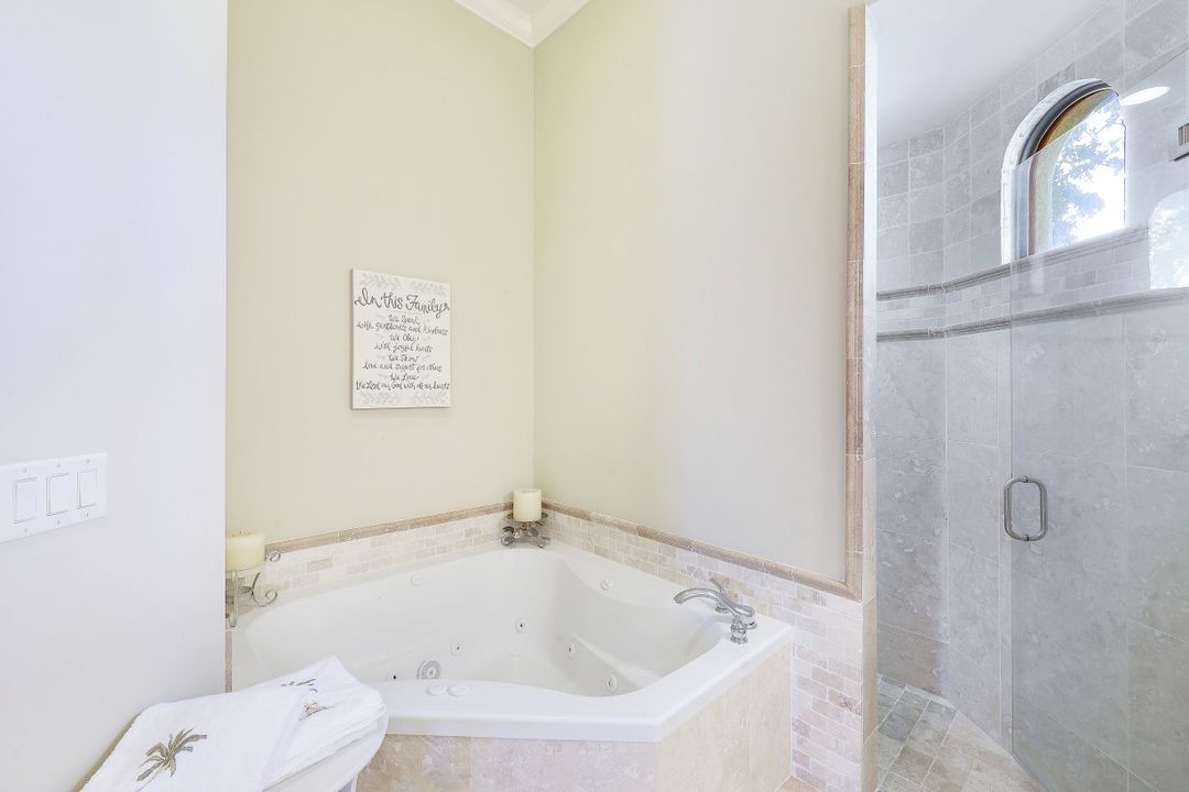 267 Fiji Ct, Marco Island, FL 34145