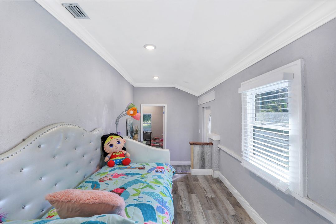 1121 Rose Ave, Fort Myers, FL 33916