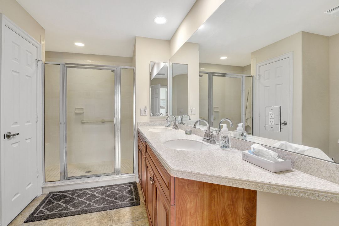 5626 Cape Harbour Dr #101, Cape Coral, FL 33914