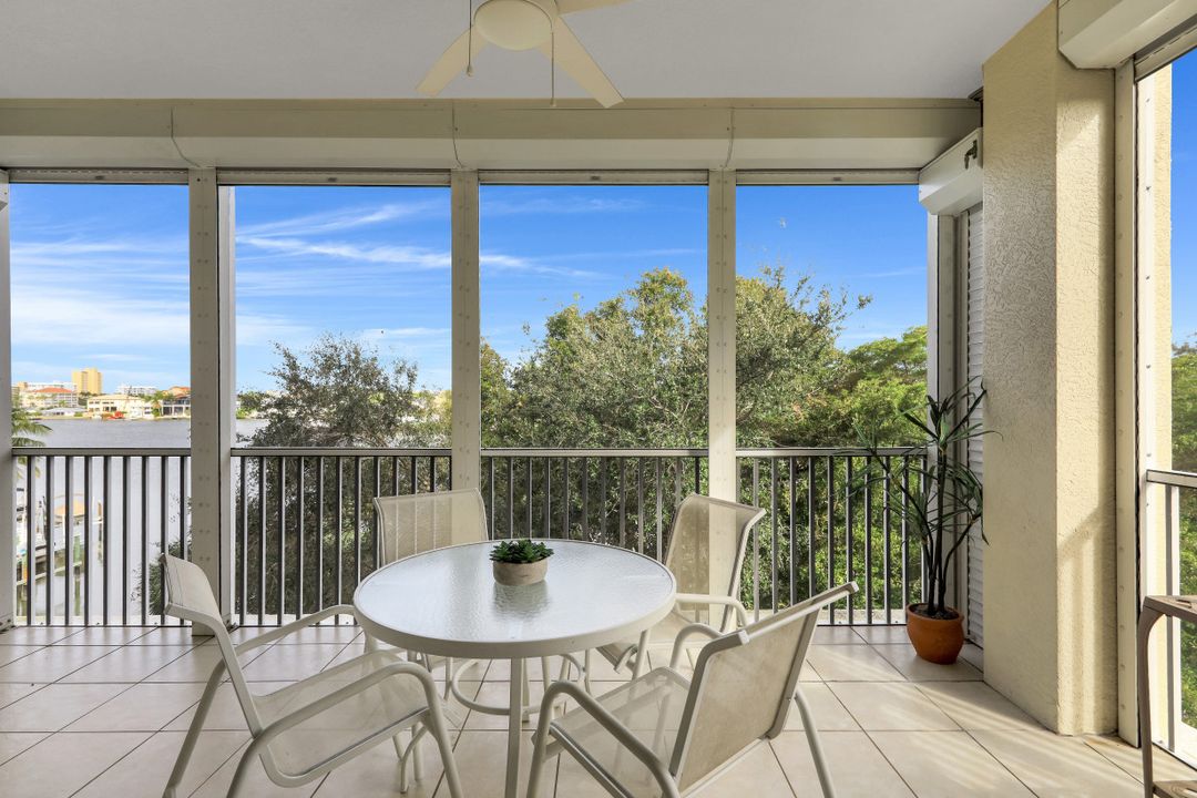 450 Launch Cir #404, Naples, FL 34108