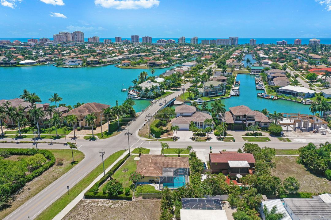 541 S Heathwood Dr, Marco Island, FL 34145