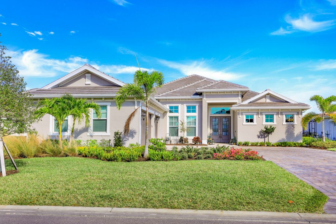 18421 WildBlue Blvd, Fort Myers, FL 33913