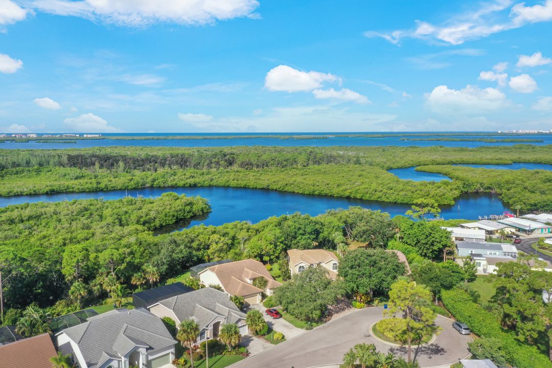 25251 Bay Cedar Dr, Bonita Springs, FL 34134