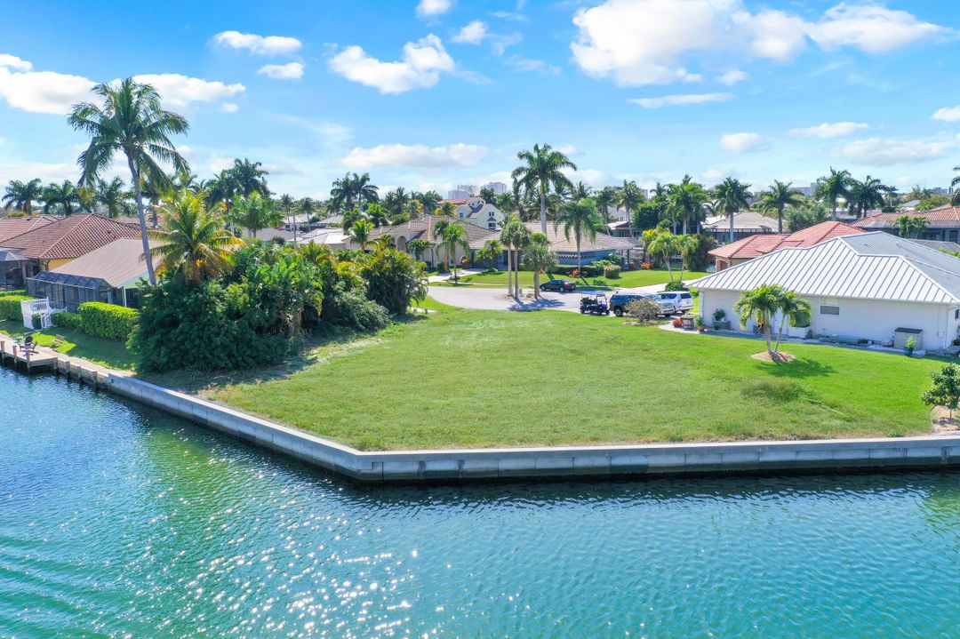 429 Persian Ct, Marco Island, FL 34145