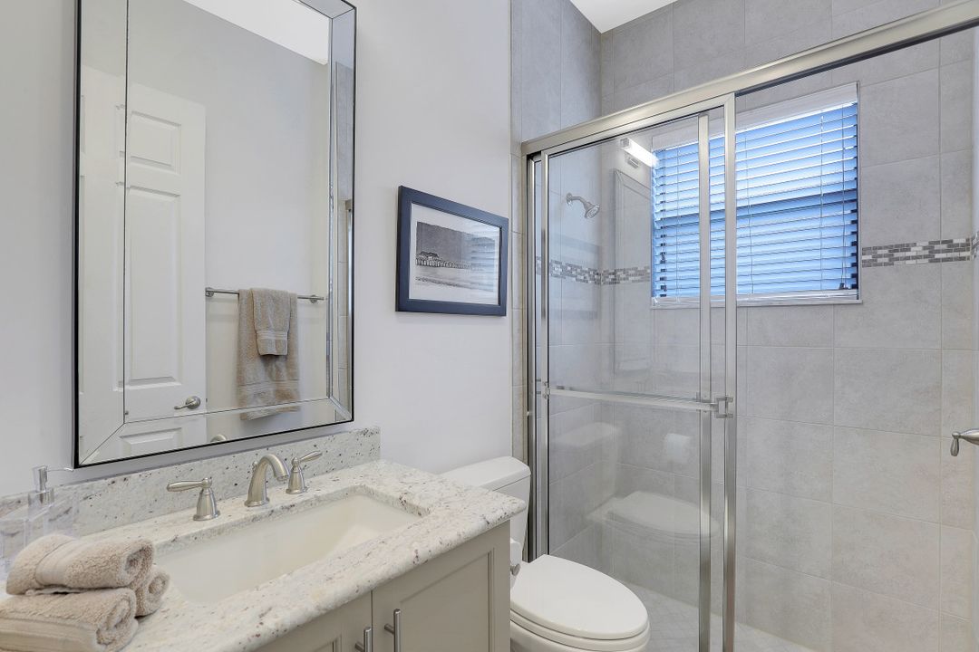 3367 Pacific Dr, Naples, FL 34119