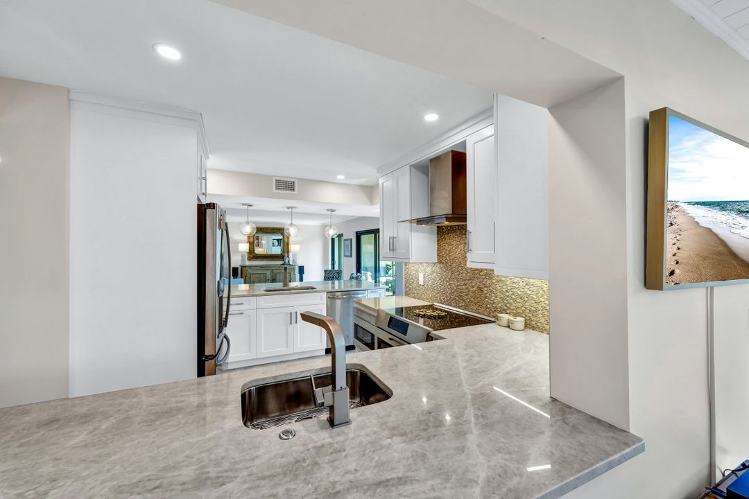 6710 Pelican Bay Blvd #435, Naples, FL 34108