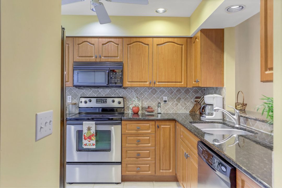 25241 Golf Lake Cir, Bonita Springs, FL 34135