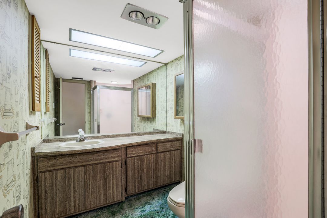 27126 Rue De Paix, Bonita Springs, FL 34135