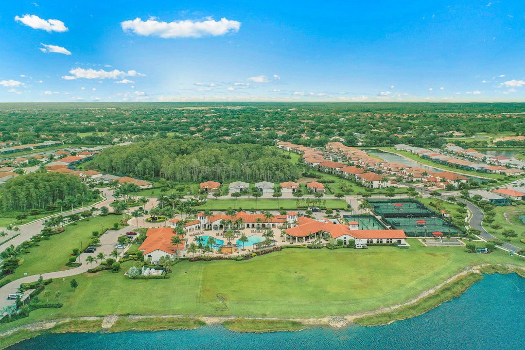 11567 Shady Blossom Dr, Fort Myers, FL 33913