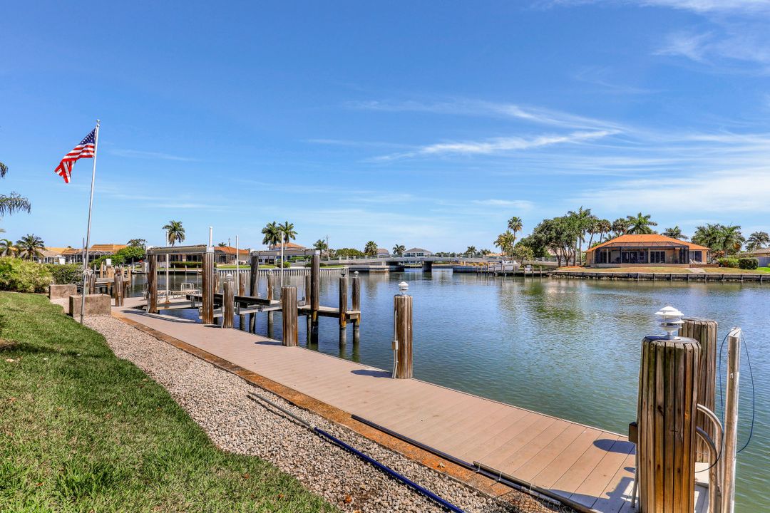435 Nassau Ct, Marco Island, FL 34145