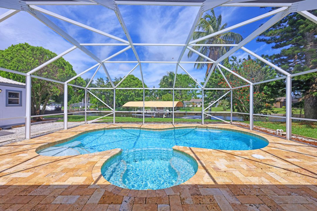 5337 Mikado Ct, Cape Coral, FL 33904