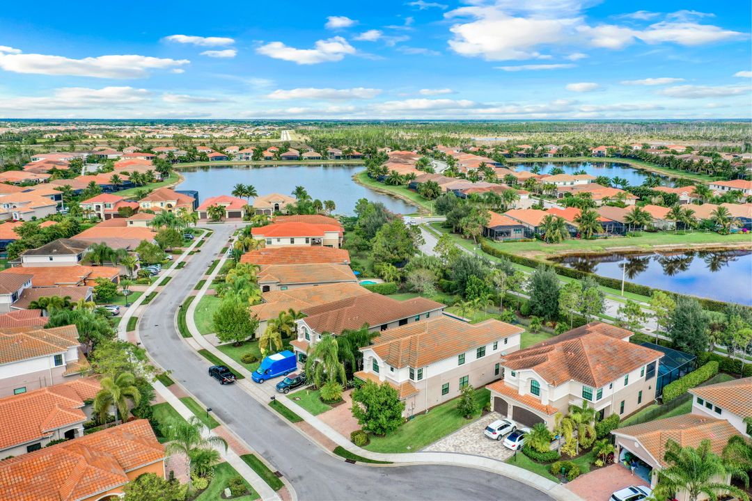 3082 Hudson Ter, Naples, FL 34119