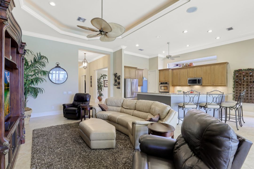 28651 Pienza Ct, Bonita Springs, FL 34135