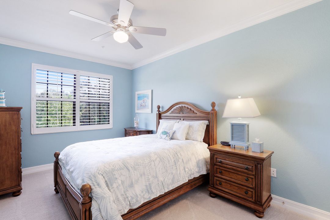 10498 Smoke House Bay Dr #201, Naples, FL 34120