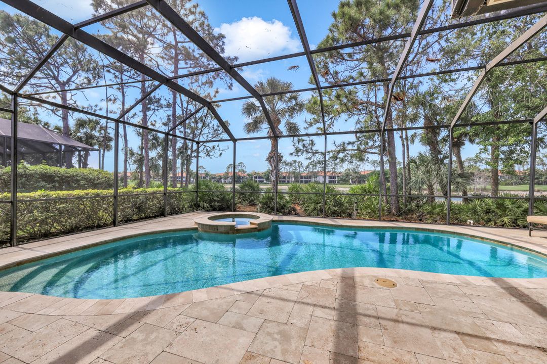 28625 Pienza Ct, Bonita Springs, FL 34135