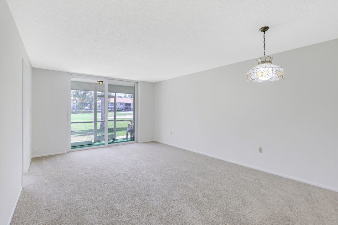 190 Turtle Lake Ct #101, Naples, FL 34105