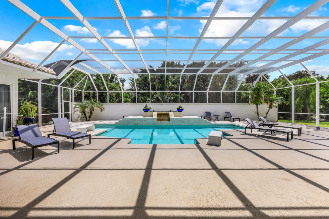 621 S Barfield Dr, Marco Island, FL 34145