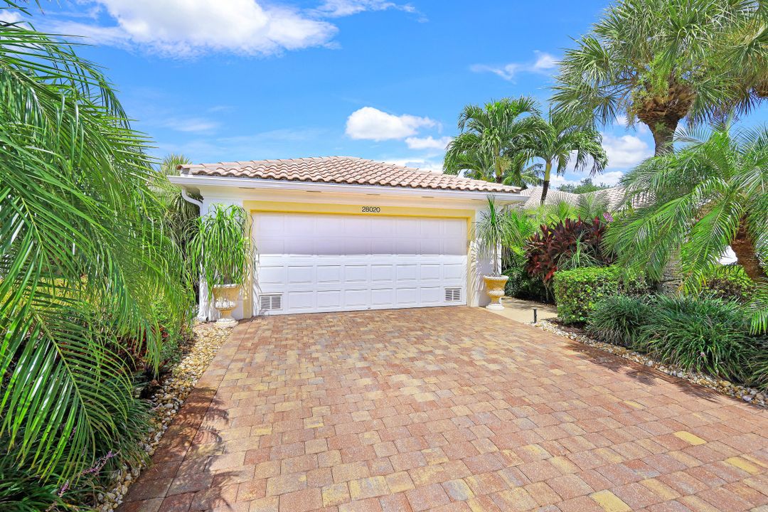 28020 Boccaccio Way, Bonita Springs, FL 34135