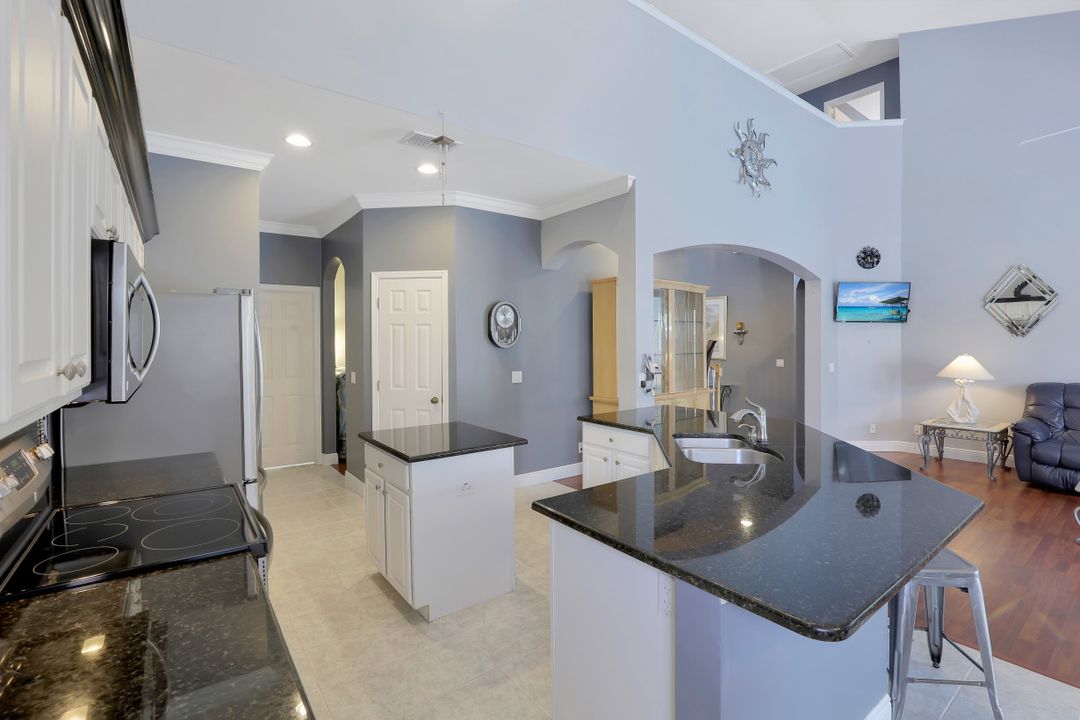 84 Burnt Pine Dr, Naples, FL 34119