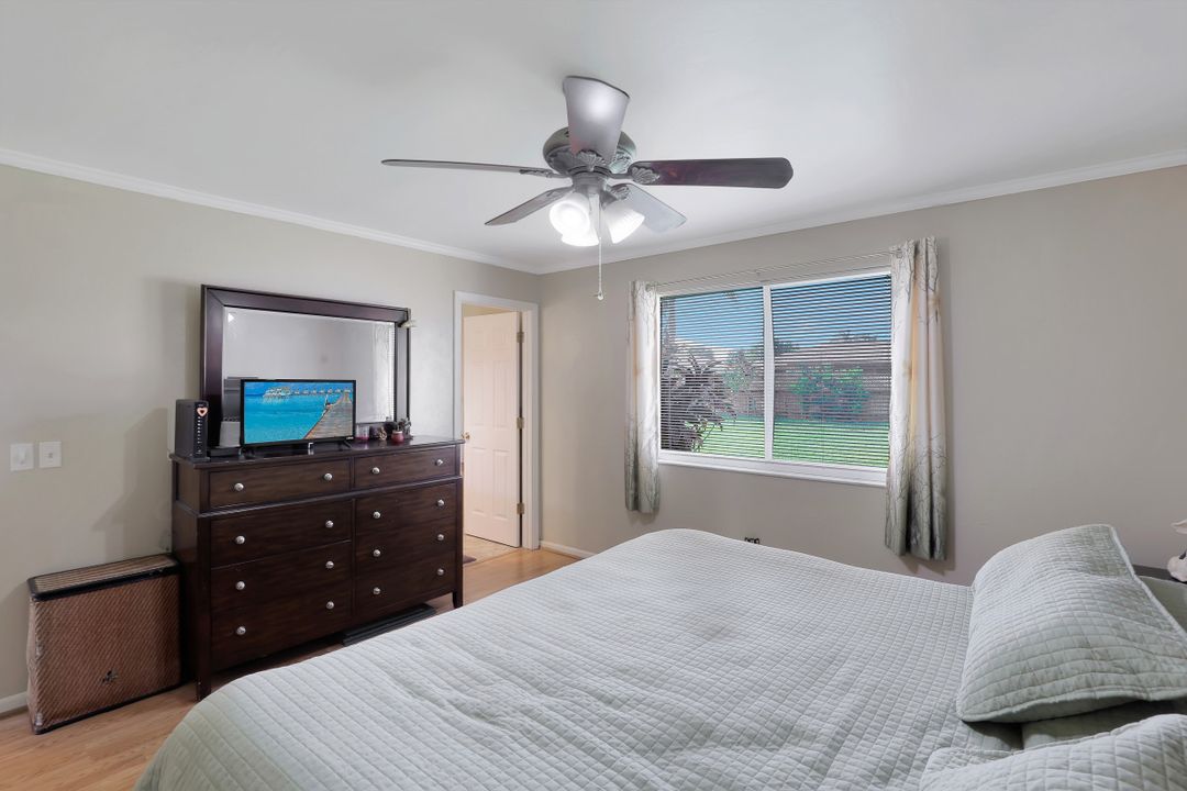 1213 SE 36th St, Cape Coral, FL 33904