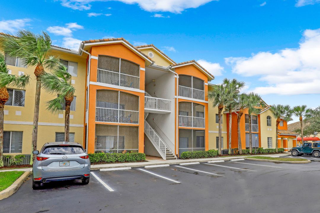 6341 Aragon Way #305, Fort Myers, FL 33966