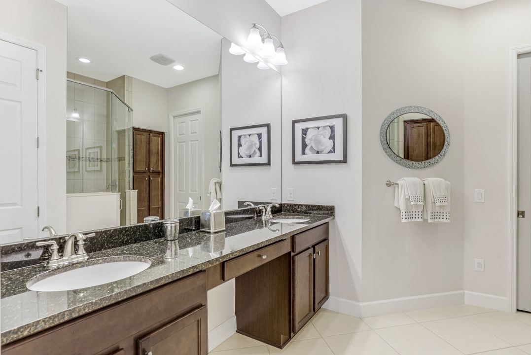 9167 Isla Bella Cir, Bonita Springs, FL 34135