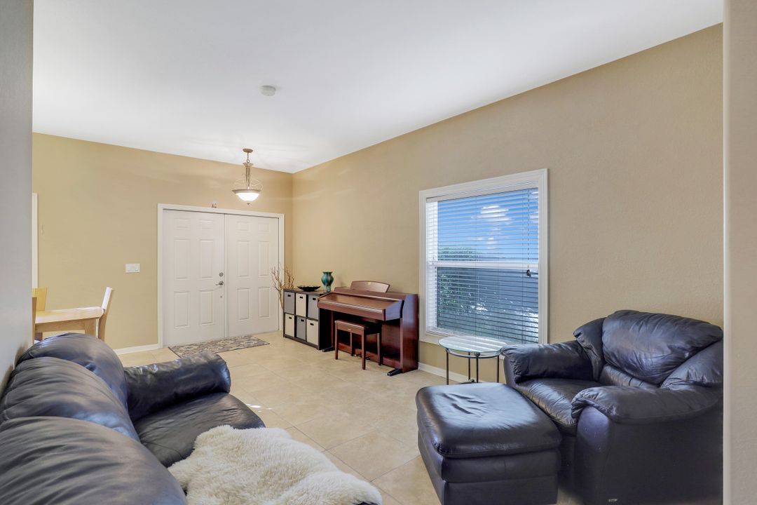 9340 Gladiolus Preserve Cir, Fort Myers, FL 33908