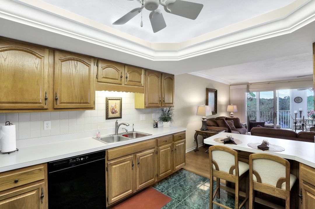 26930 Wedgewood Dr #402, Bonita Springs, FL 34134