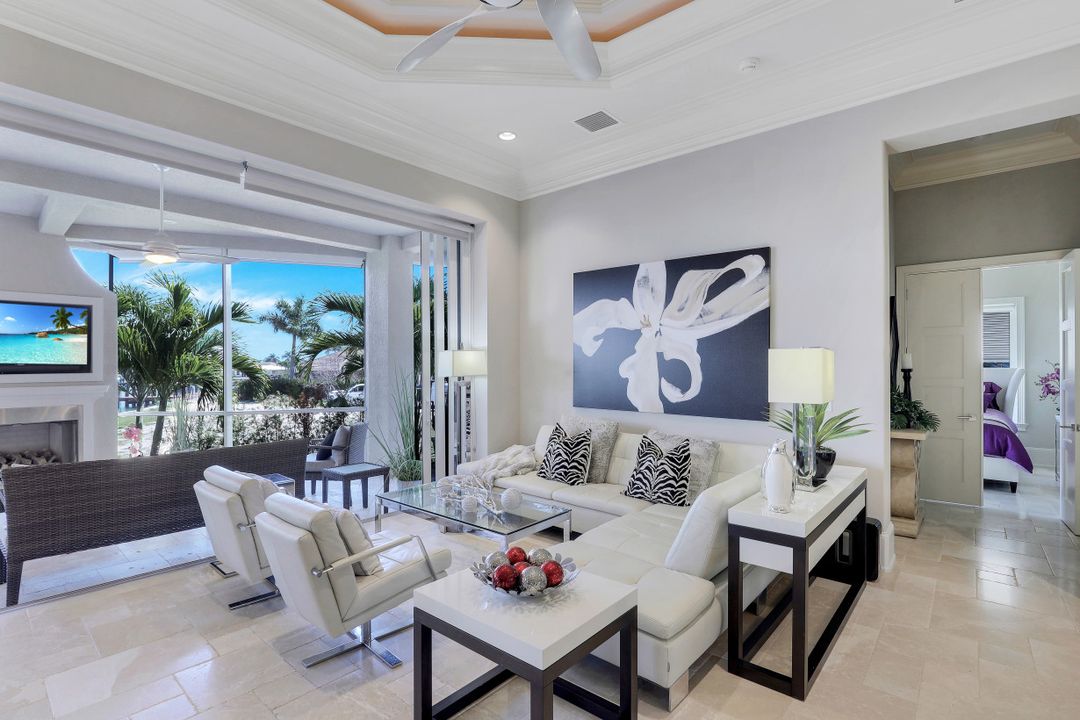 1231 Laurel Ct, Marco Island, FL 34145