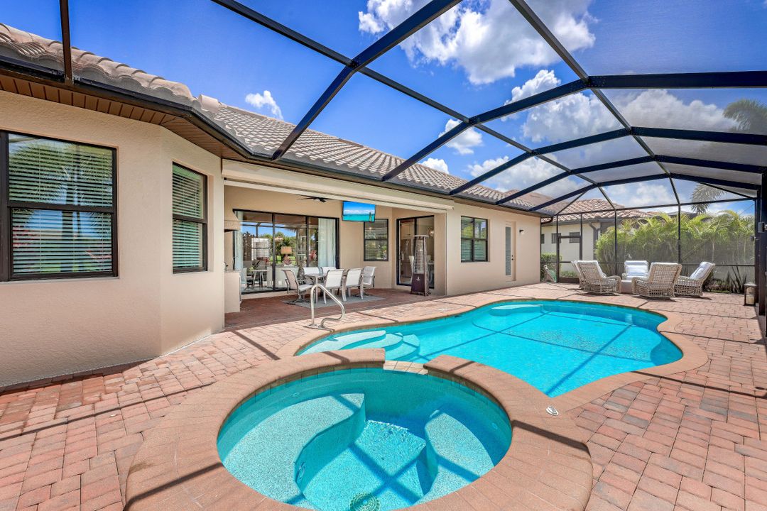 28592 Lisburn Ct, Bonita Springs, FL 34135