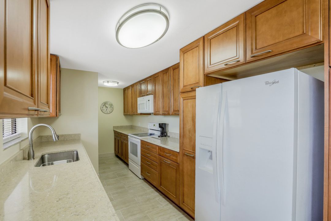 838 W Elkcam Cir #308, Marco Island, FL 34145