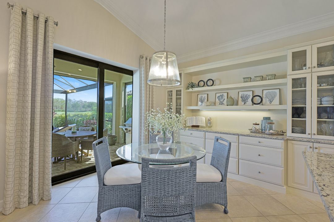 8880 Savona Ct, Naples, FL 34119