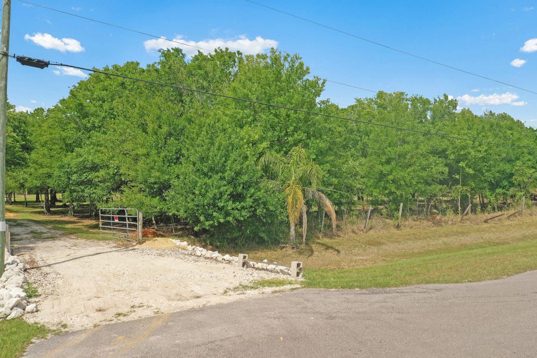 19910 Burgundy Farms Rd, Estero, FL 33928