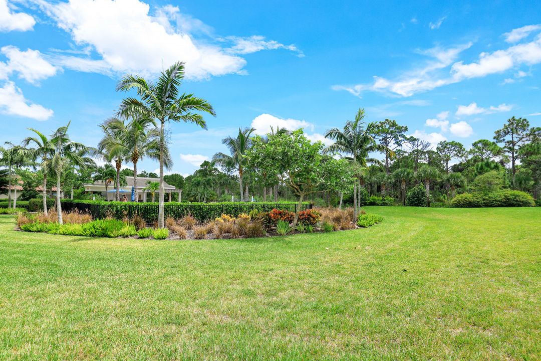 19657 Estero Pointe Ln, Fort Myers, FL 33908