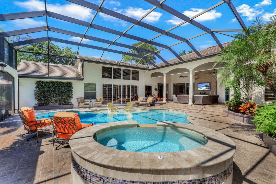 12911 Coco Plum Ln, Naples, FL 34119