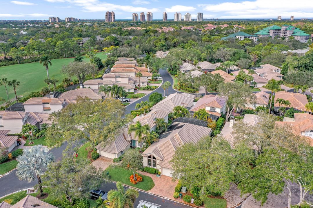 3640 Sawgrass Ct, Bonita Springs, FL 34134