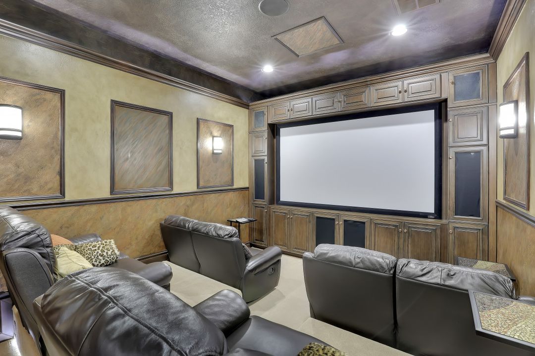 3840 Surfside Blvd, Cape Coral, FL 33914