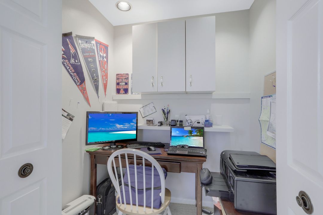 13381 Southampton Dr, Bonita Springs, FL 34135