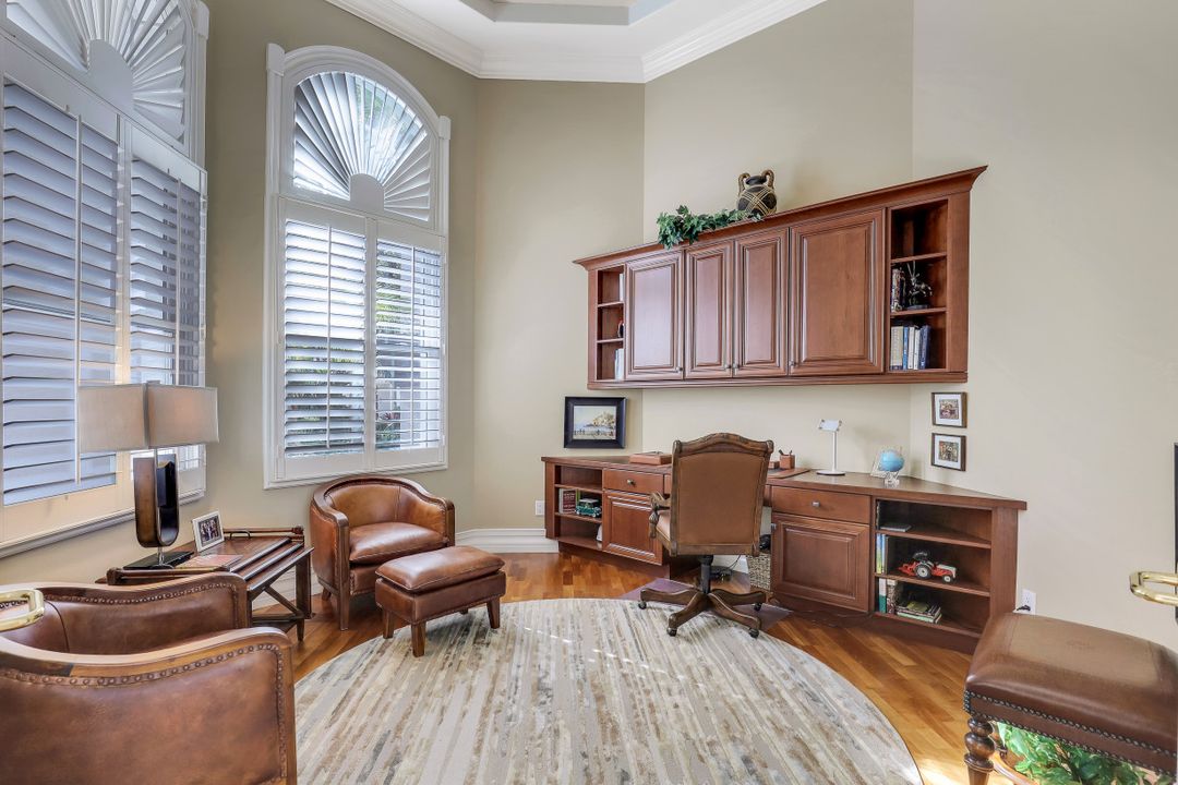 12570 Collier's Reserve Dr, Naples, FL 34110