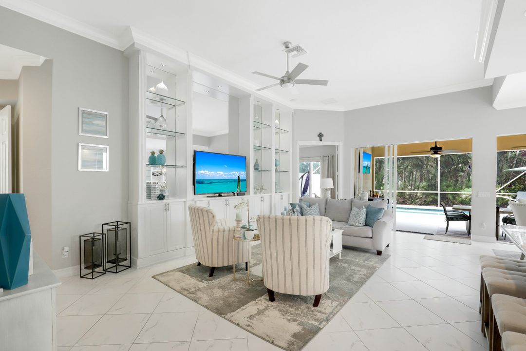 3004 Ellice Way, Naples, FL 34119