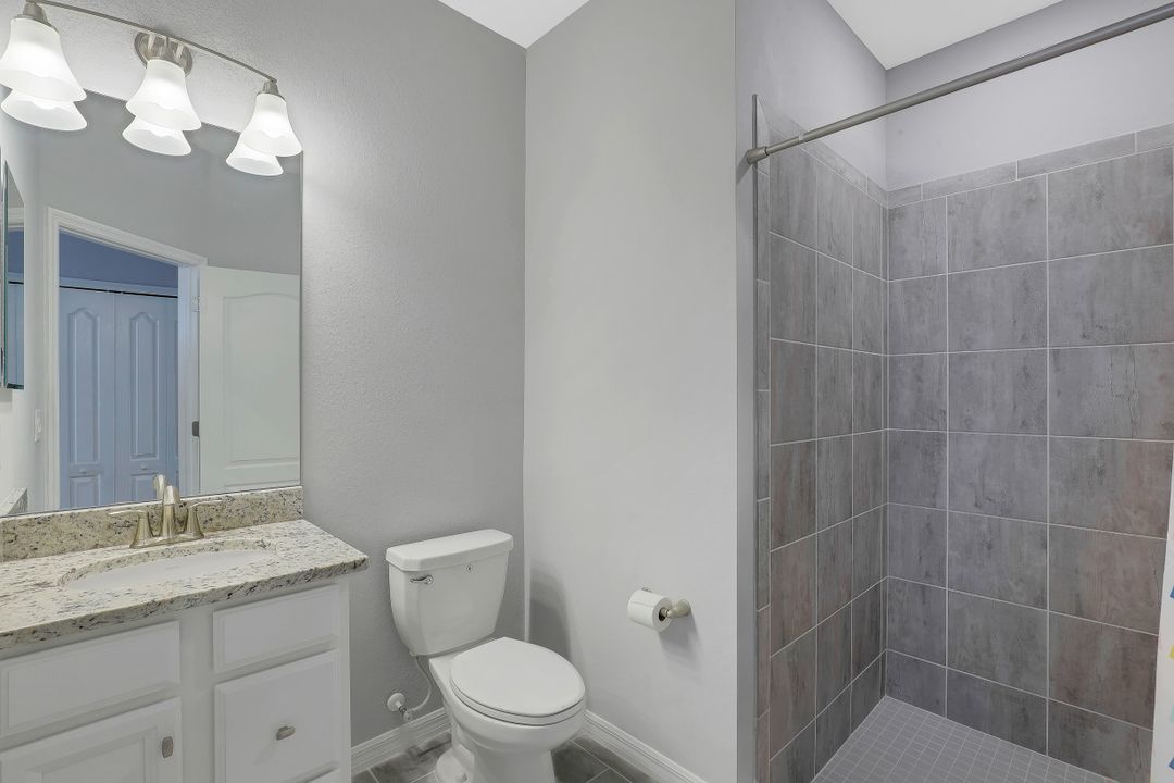 17484 Ashcomb Way, Estero, FL 33928